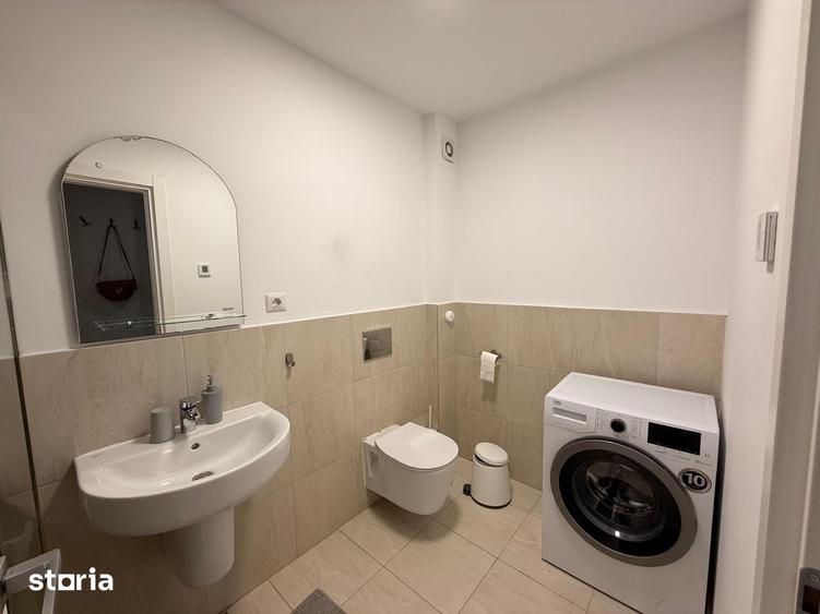 Apartament cu 3 camere în Sisești