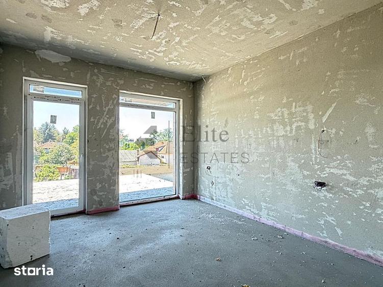Casă cu 5 camere cu Teren 1050 Mp în Iorga