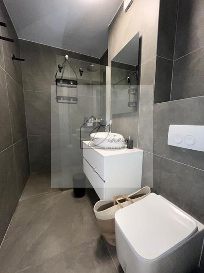 Apartament cu 2 camere decomandat, mobilat în Central