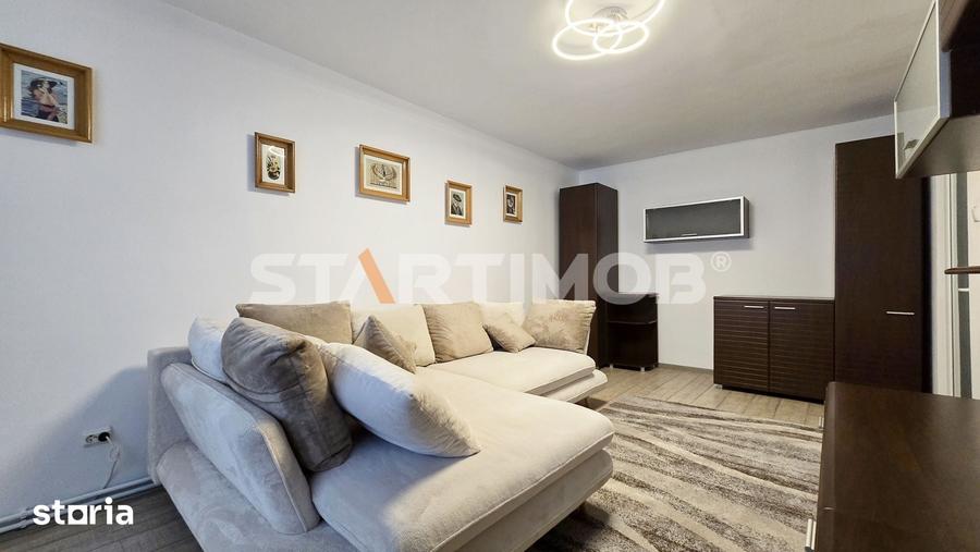 Apartament cu 4 camere decomandat în Bartolomeu