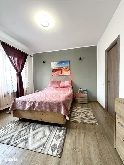 Casă cu 4 camere cu Teren 300 Mp în Central