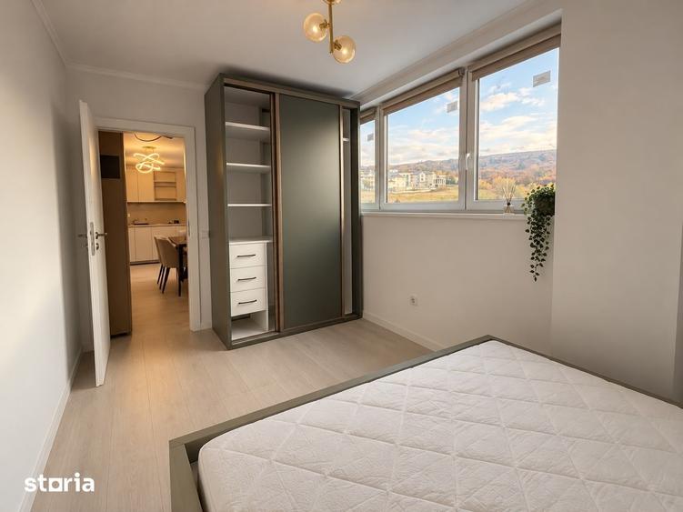 Apartament cu 3 camere semidecomandat în Chinteni