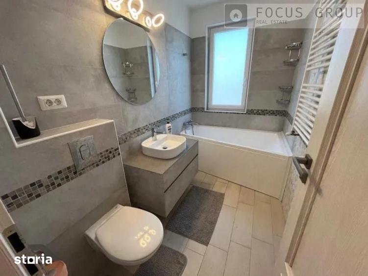 Apartament cu 3 camere în Apărătorii Patriei