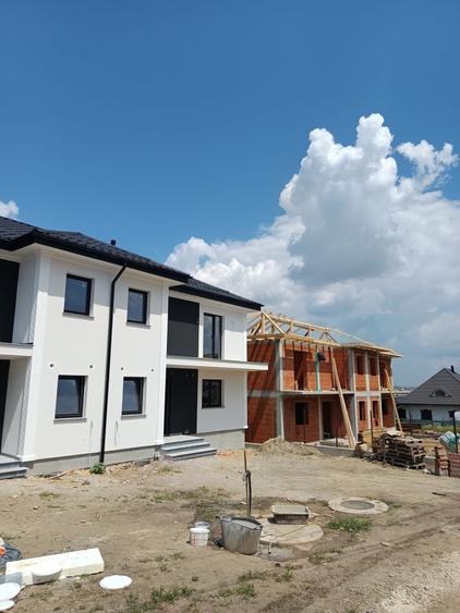 Casă cu 3 camere în Exterior Vest
