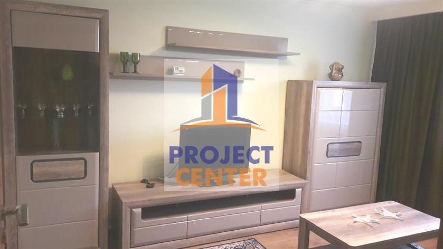 Apartament cu 3 camere decomandat, mobilat în Ultracentral