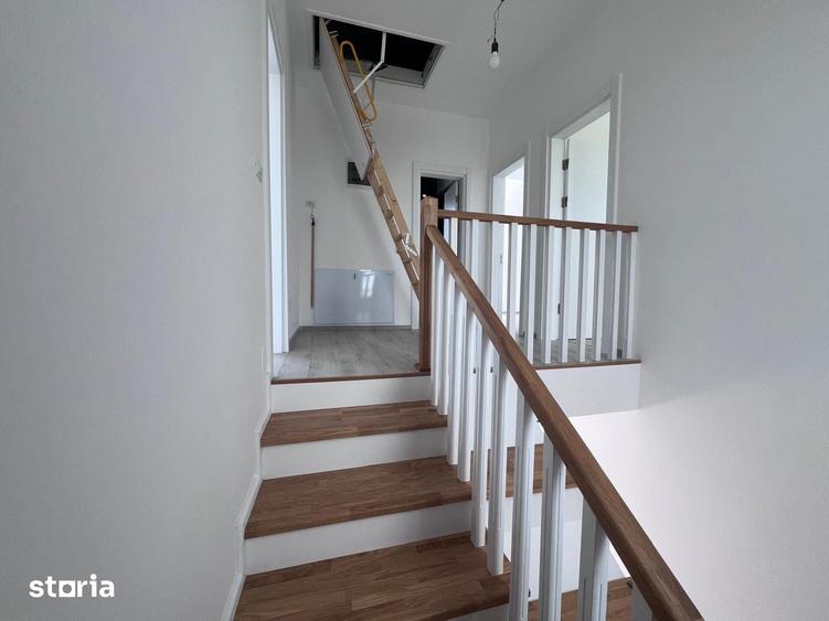 Casă cu 4 camere cu Teren 332 Mp în Cernica