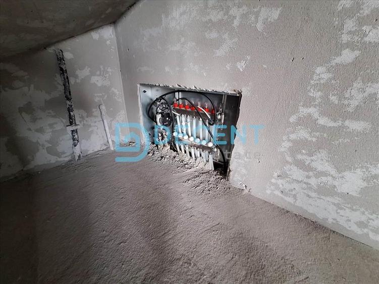 Casă cu 4 camere cu Canalizare în Cristian
