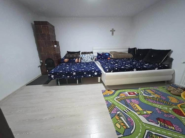Casă cu 4 camere cu Teren 463 Mp în Central