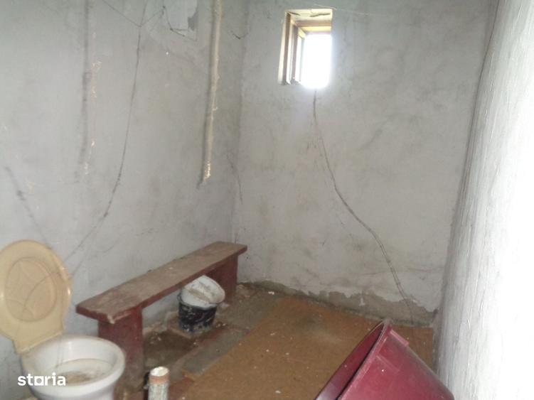 Casă cu 3 camere cu Teren 748 Mp în Central
