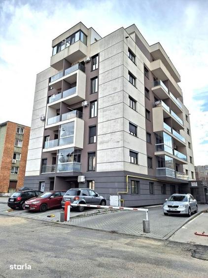 Apartament cu 4 camere, mobilat în Craiovei
