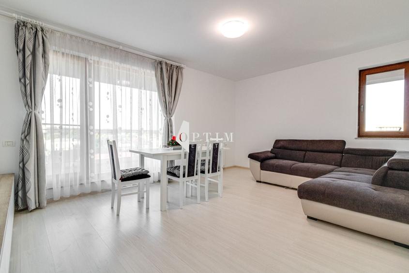 Apartament cu 4 camere decomandat, mobilat în Sisești
