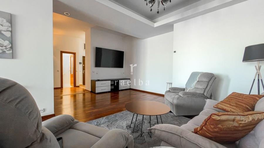 Apartament cu 2 camere semidecomandat, mobilat în Iancu Nicolae
