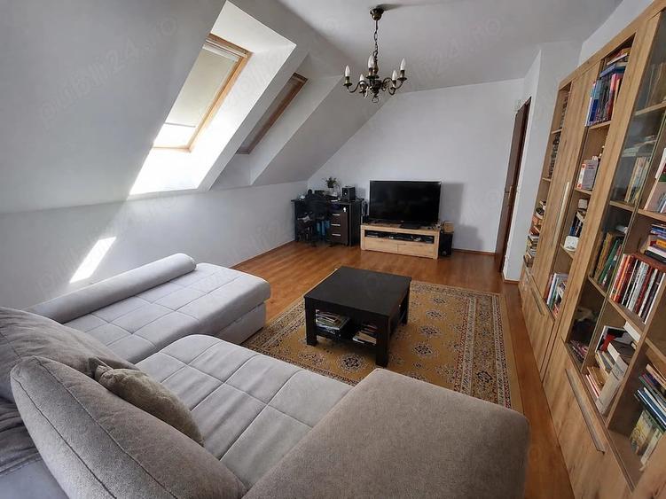 Casă cu Teren 660 Mp în Dumbrăvița