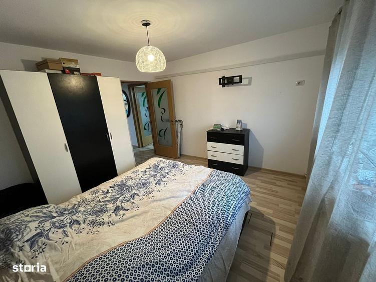 Apartament 3 camere -Zona Sud - 70 mp - 78000 euro negociabil - 2