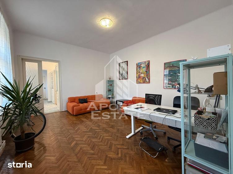 Apartament cu 3 camere semidecomandat în Iosefin