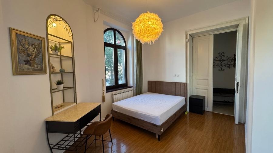 Apartament cu 2 camere decomandat, mobilat în Ultracentral