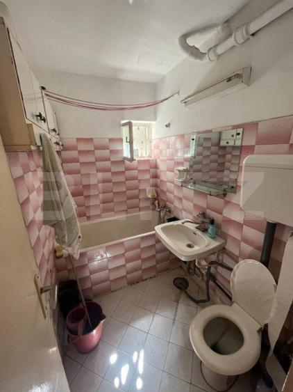 Apartament de vanzare , 70 mp , Zona Micro 14 - 3
