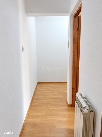 Casă cu 3 camere semidecomandat în Central