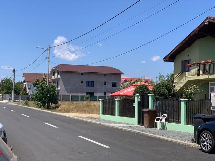 Teren Construcții intravilan de 1500 mp, în Sud