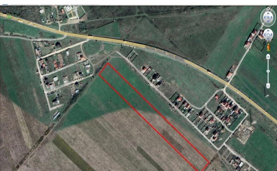 Teren Construcții intravilan de 30000 mp, în Mărăcineanu