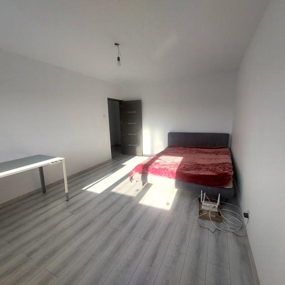 Apartament cu 2 camere decomandat în Siderurgiștilor