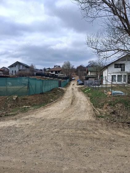 Teren de 1350 mp, în Dorobanț