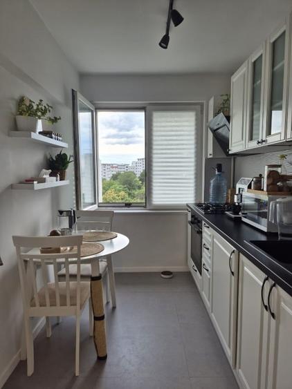 Apartament cu 2 camere semidecomandat, mobilat în Domenii