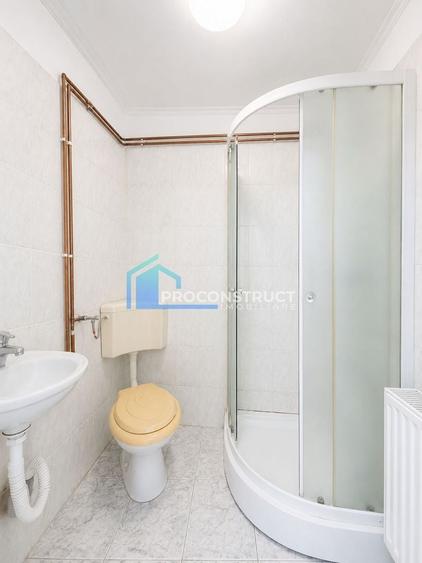 Casă individuală cu 6 camere cu Canalizare în Iosefin