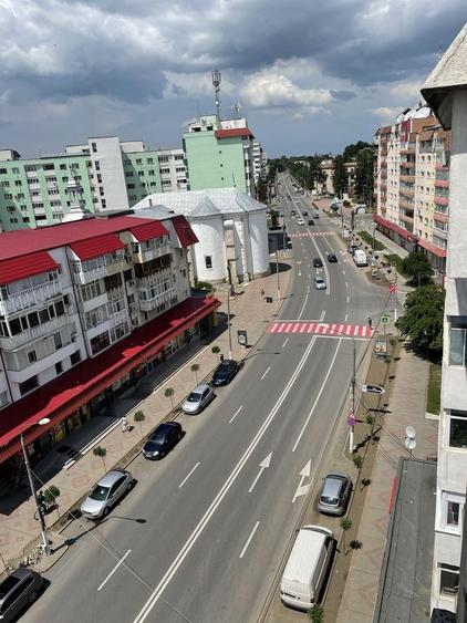 Apartament cu 2 camere decomandat în Ultracentral