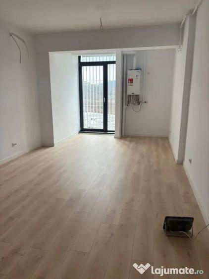 Apartament 2 camere, finisat, 49 mp, ansamblu West Peak - 4