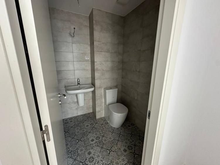 Apartament cu 4 camere decomandat în Pantelimon
