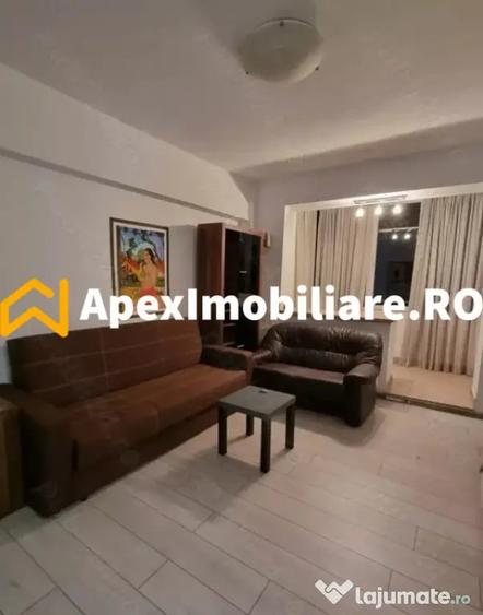 Apartament cu 3 camere semidecomandat în Cișmigiu