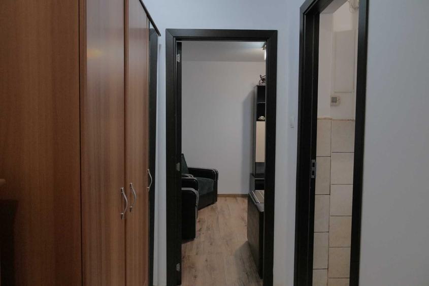 Garsonieră decomandată în Exterior Vest