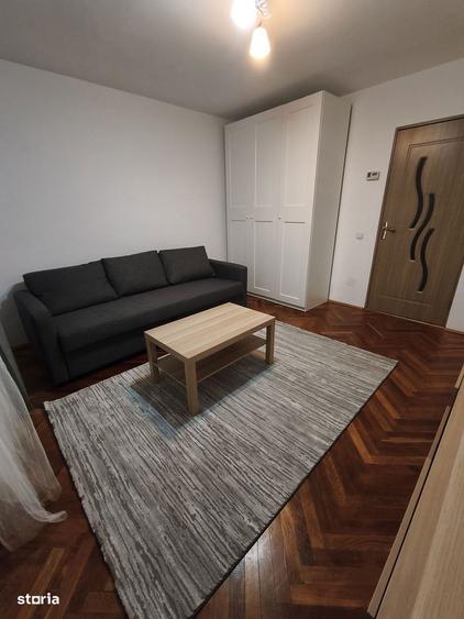 Apartament cu 2 camere decomandat în Dâmbu Pietros