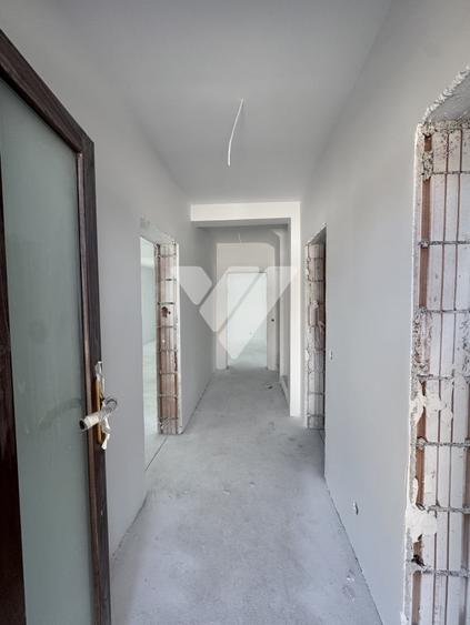 Duplex cu 4 camere cu Canalizare în Șura Mică