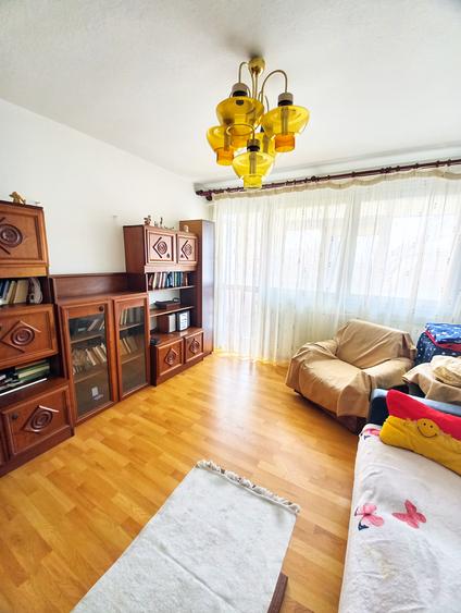 Apartament cu 2 camere decomandat în Progresul