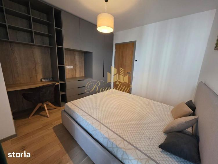 Apartament cu 3 camere, mobilat în Badea Cârțan