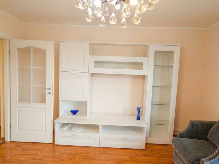 Apartament cu 3 camere în Județean