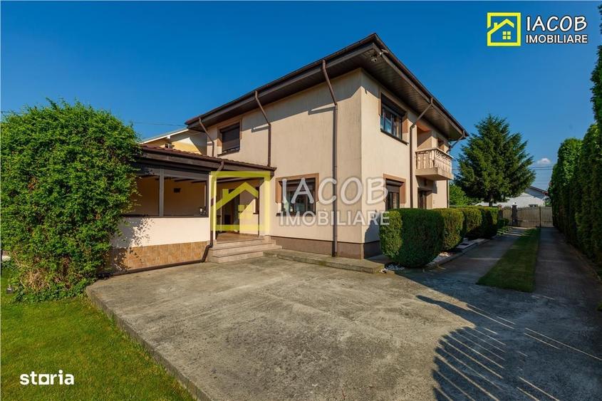 Casă cu 4 camere în Letea