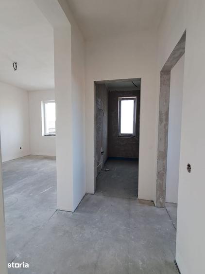 Casă cu 5 camere cu Teren 601 Mp în Apahida