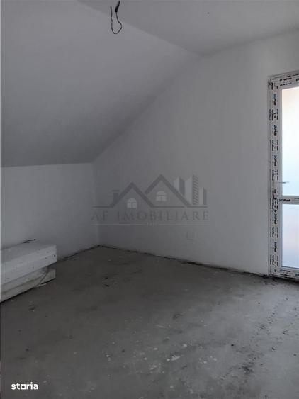 Casă cu 4 camere în Țuțora