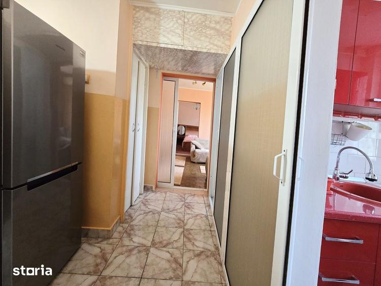 Apartament cu 2 camere nedecomandat în Micro 19