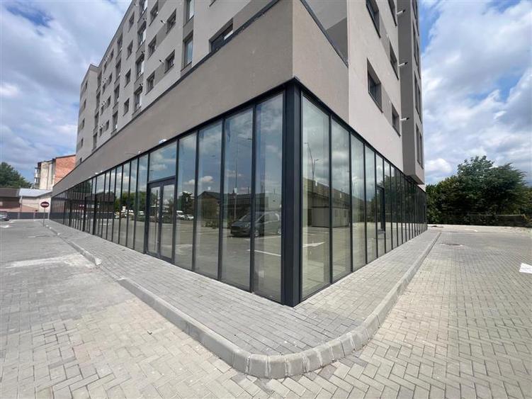 Spațiu comercial, de 155 mp, în Mioriței
