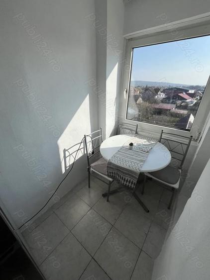 Garsonieră decomandată în Central