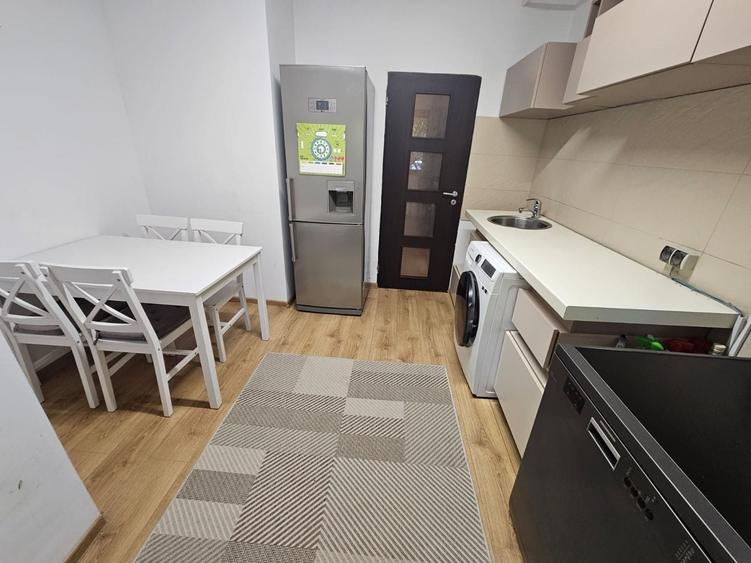 Apartament cu 2 camere decomandat, mobilat în 13 Septembrie