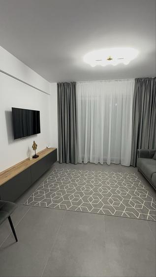 Apartament cu 2 camere decomandat în Pielești
