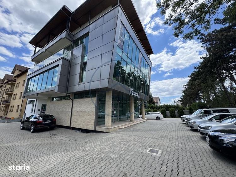 Spațiu comercial, de 340 mp, în Central