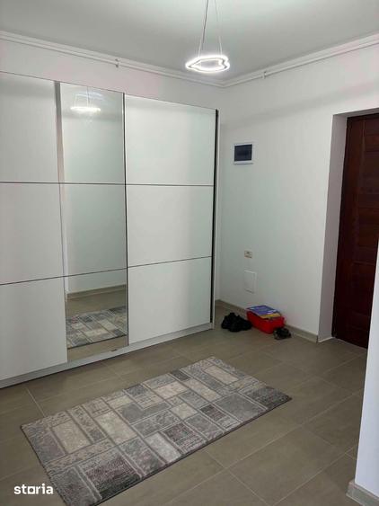 Apartament cu 2 camere decomandat în Sânpetru