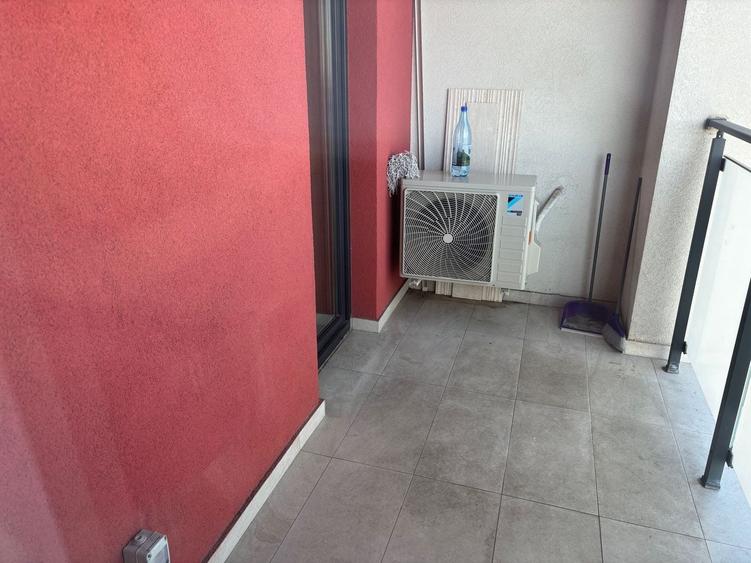 Apartament cu 2 camere decomandat, mobilat în Spitalul Județean