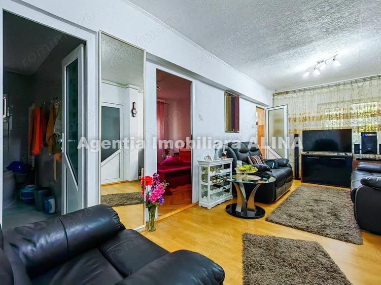 Apartament cu 2 camere decomandat în Decebal